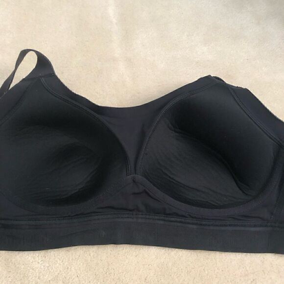 Lululemon Sports Bra    - Picture 5 of 6